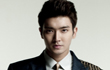 Choi Siwon Minta Fans Dukung Gaya Rambut Barunya