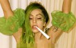 Pesta Halloween, Lady GaGa Pamer Dada Pakai Kostum Mariyuana