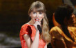 Taylor Swift Tetap Memukau Meski Gagal Raih Piala CMA Awards 2012