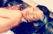 Rihanna Berpose Topless dengan Lingerie