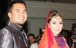Saipul Jamil dan Indah Sari Liburan Mesra di Makassar