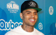 Chris Brown Hapus Akun Twitter Setelah 'Perang' dengan Komedian