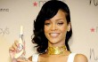 Rihanna Luncurkan Parfum Nude