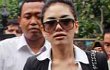 Nikita Mirzani Lengkapi Berkas Kasus Agar Segera Disidangkan