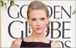 Taylor Swift Dirumorkan Jalani Operasi Payudara