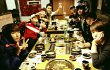 Super Junior-M Ceria Makan Malam Bareng Setelah Latihan