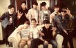 SuJu Terima Kasih ke Fans Indonesia dengan Foto Bareng