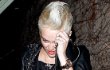 Miley Cyrus Buka Mulut Alasan Lepas Cincin Pertunangan