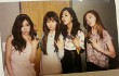 Tae Yeon Pamer Foto SNSD Kompak Pose Ala Gangster