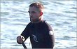 Robert Pattinson Nikmati Liburan Sendiri Tanpa Kristen di Pantai