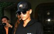 Rihanna Diejek Gila dan Diisukan Hamil