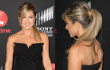 Jennifer Aniston Hadiri Red Carpet dengan Bekas Kop di Punggung