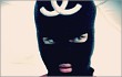 Justin Bieber Unggah Foto 'Unik' Pakai Tudung Tutupi Wajah
