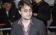 Tampil Berantakan, Daniel Radcliffe Masih Pede Temui Fans