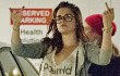 Kristen Stewart Marah Acungkan Jari Tengah ke Paparazzi