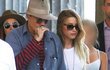 Kunjungi Museum di Jerman, Johnny Depp Diserbu Fans