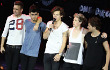 Harry Rekam Desahan Seks Pelayan Hotel untuk Album Baru One Direction