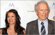 Usia 83 Tahun, Clint Eastwood Pisah Rumah dengan Istri