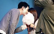 Jo In Sung Lakukan 'Cotton Candy Kiss' dengan Fans