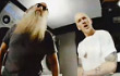 Eminem Grogi Saat Rilis Teaser Video Musik 'Berserk' di Siaran Langsung