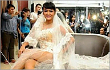 Julia Perez Tampil Anggun Kenakan Gaun Pengantin