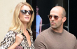 Dikabarkan Berpisah, Rosie Huntington-Whiteley dan Jason Kencan di Paris