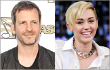 Miley Cyrus Menang Taruhan Toilet Seharga Rp 115 Juta
