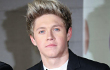 Lucunya Niall One Direction Hantam Wajahnya Sendiri dengan Bola Basket