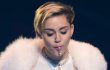 Miley Cyrus Tanggapi Kontroversi Ganja di MTV EMAs 2013