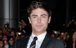 Zac Efron Patah Tulang Rahang Usai Terpeleset di Rumah