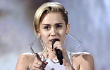 Miley Cyrus Siapkan 'Adore You' Jadi Single Ke-3 'Bangerz'