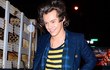 Harry Styles Bantah Akan Keluar dari One Direction