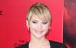 Jennifer Lawrence Sensitif dengan Ejekan 'Gemuk'