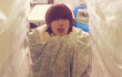 Heechul Super Junior Pose Kocak di Tengah Balok Es