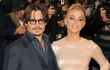 Johnny Depp dan Amber Heard Akhirnya Tunangan