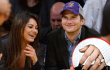 Pakai Cincin Berlian, Mila Kunis Diisukan Tunangan dengan Ashton Kutcher