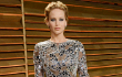 Jennifer Lawrence Tampil Berani Tanpa Pakaian Dalam di Pesta Oscar