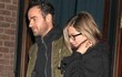 Tampil Bersama Justin Theroux Lagi, Jennifer Aniston Hamil?