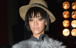 Rihanna Bakal Terima Piala CFDA Fashion Icon Award