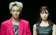 Kerennya Key SHINee dan 'Istri' Jalan di Catwalk Seoul Fashion Week