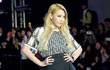 Gaya CL 2NE1 Saat Melenggang di Fashion Show 'DKNY'