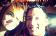 Mike Lewis Foto Selfie Bareng Emma Stone di Singapura