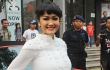Urung Menikah, Julia Perez Pasrahkan Mobil Mewahnya Untuk Gaston