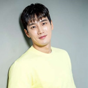 Ahn Bo Hyun Profile Photo