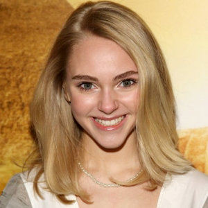 AnnaSophia Robb Profile Photo