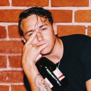 Arizona Zervas Profile Photo