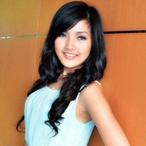 Astrid Ellena Profile Photo