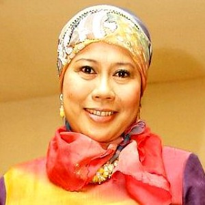 Dewi Yull Profile Photo