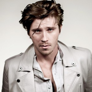 Garrett Hedlund Profile Photo