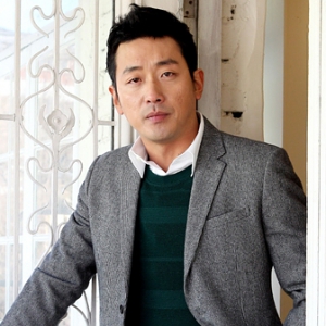 Ha Jung Woo Profile Photo